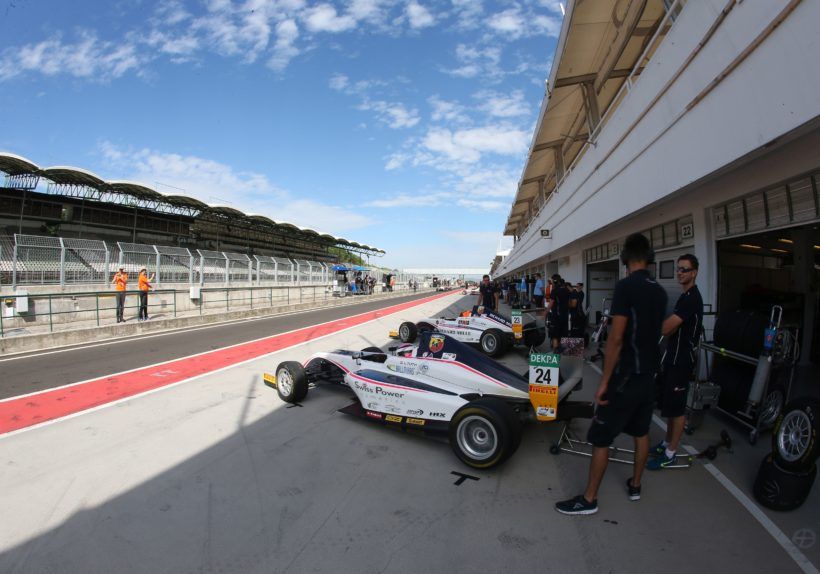 Laszlo Toth (R-Ace GP,Tatuus F.4 T014 Abarth #24)