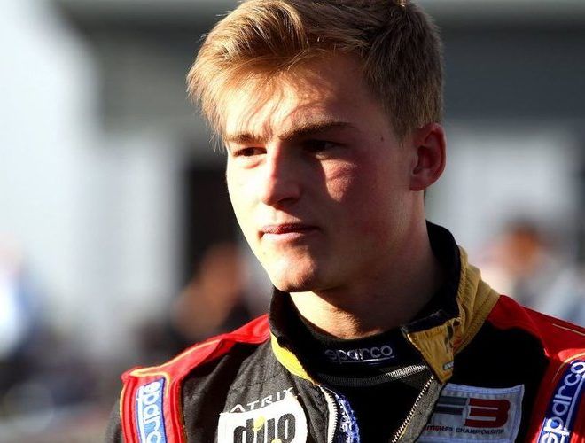 Callan-OKeeffe-Profile-Shot