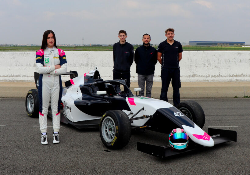 Emily Cotty F4 Italian