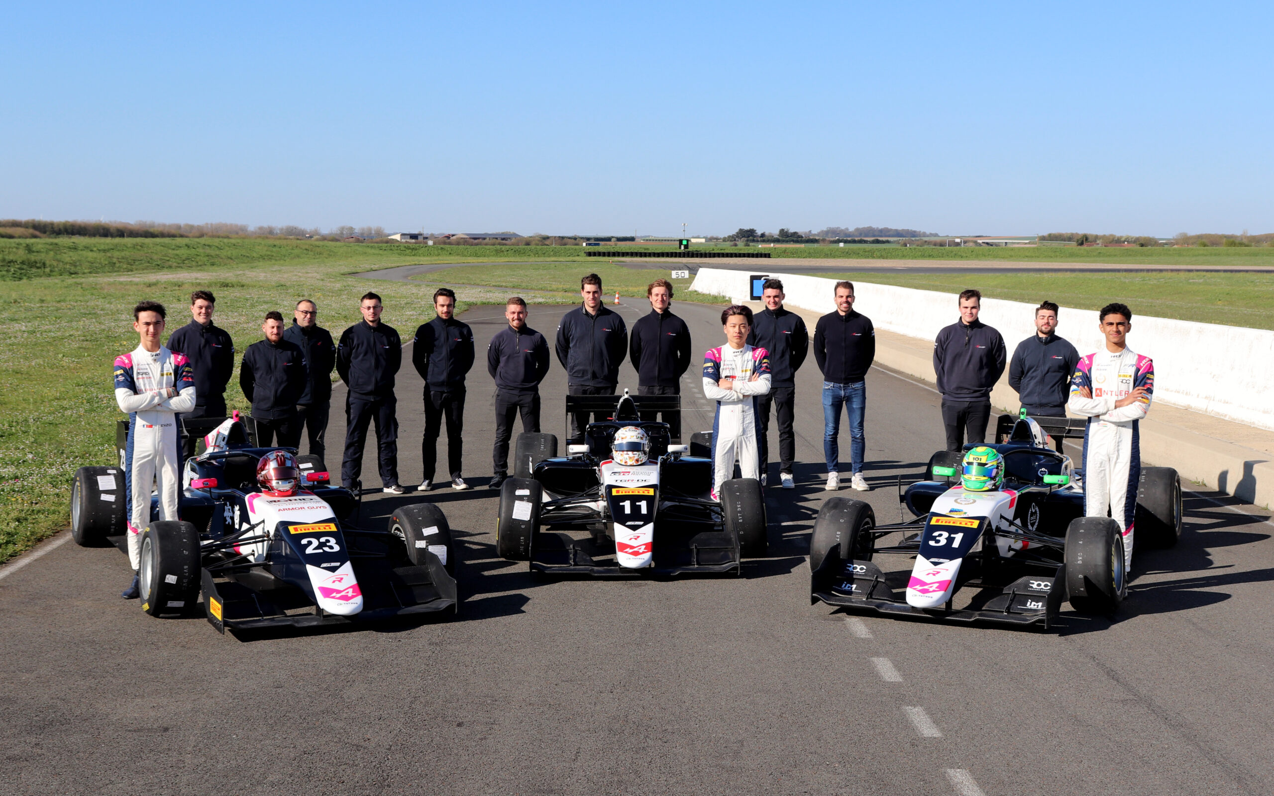 R-ace GP FRECA 2025 lineup Enzo DELIGNY Akshay Bohra Jin Nakamura