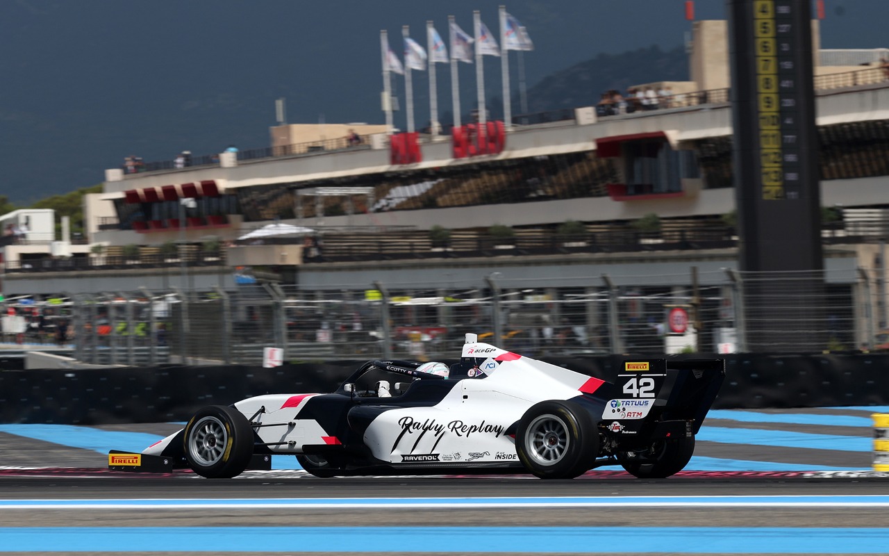 emily cotty win women category Euro 4 paul ricard 2025