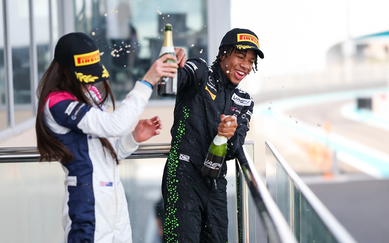 uae4 series team champion r-ace gp rookie champion kenzo craigie emily cotty