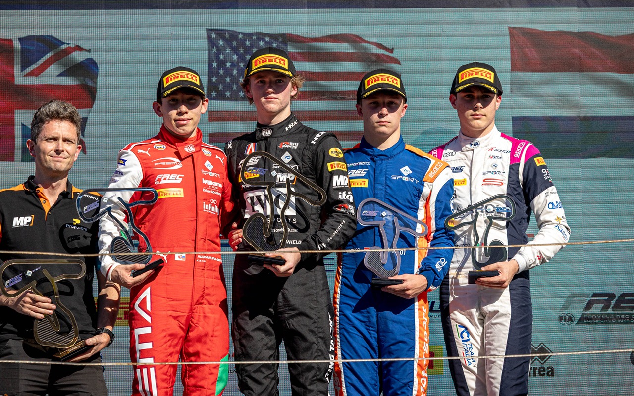 round 2 frec zandvoort r-ace gp emanuele olivieri