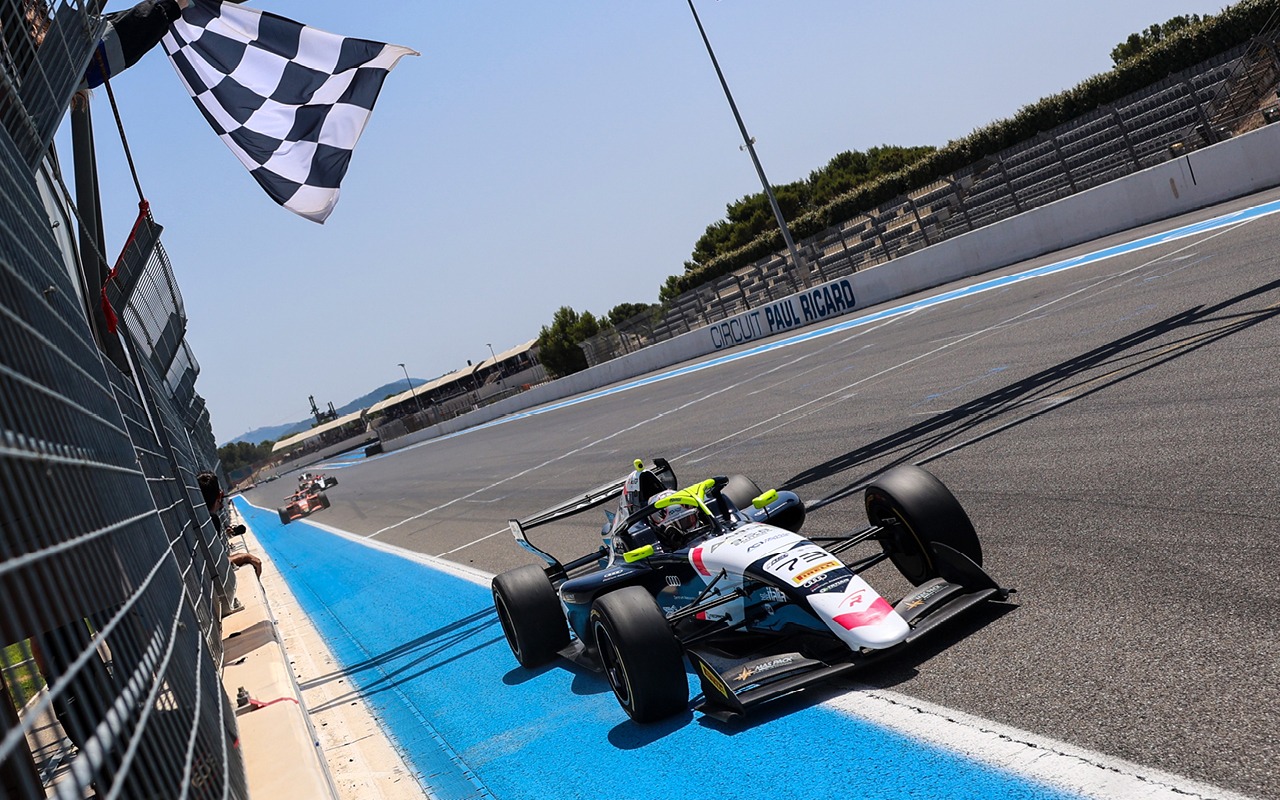 r-ace gp FREC emanuele olivier podium deuxième rookie win paul ricard 2
